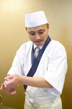安藤　秋司 氏
