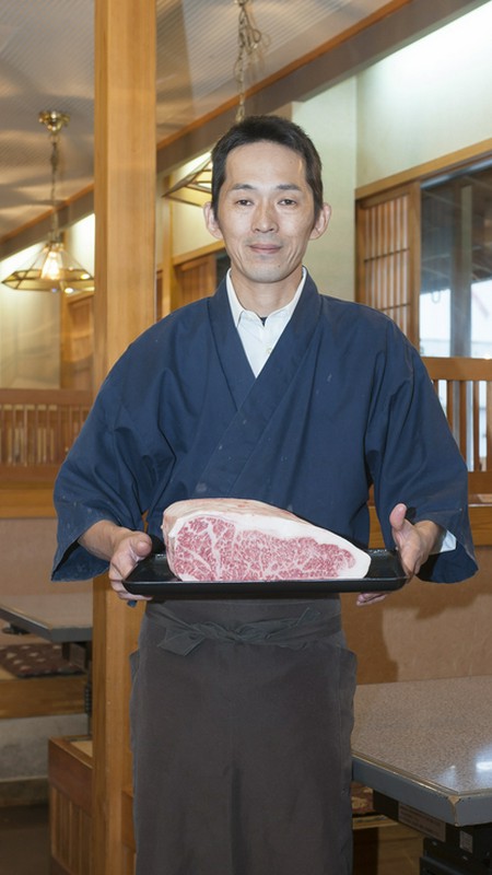 小園　凌司 氏