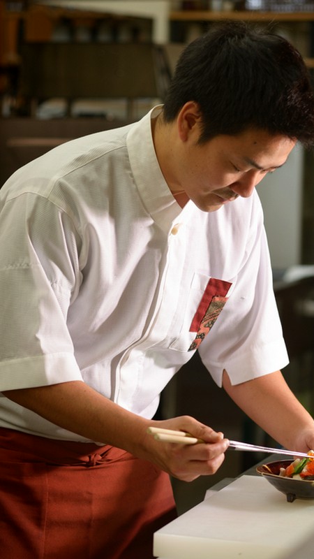 中村　憲太郎 氏