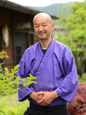 今井　速雄 氏