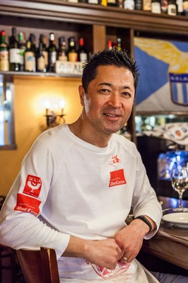 石川　勉 氏