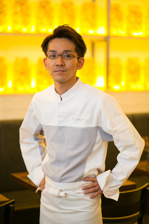 坂口　文彦 氏