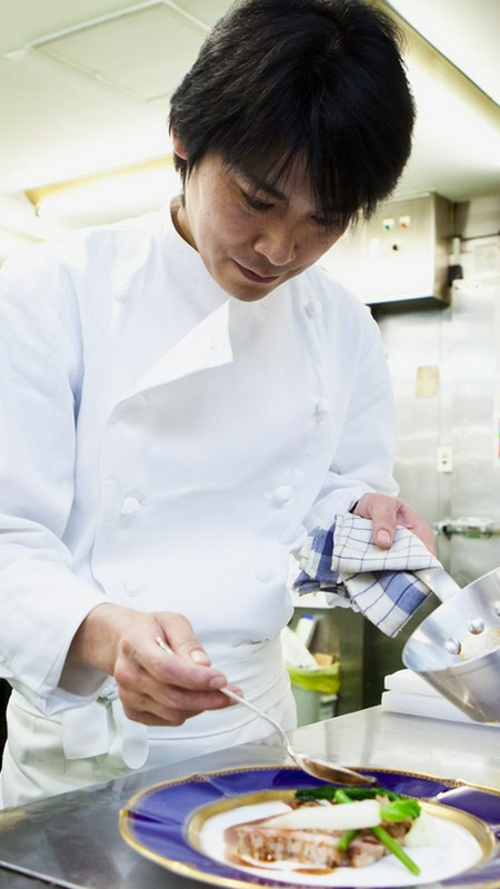 料理長　宮川　洋一 氏
