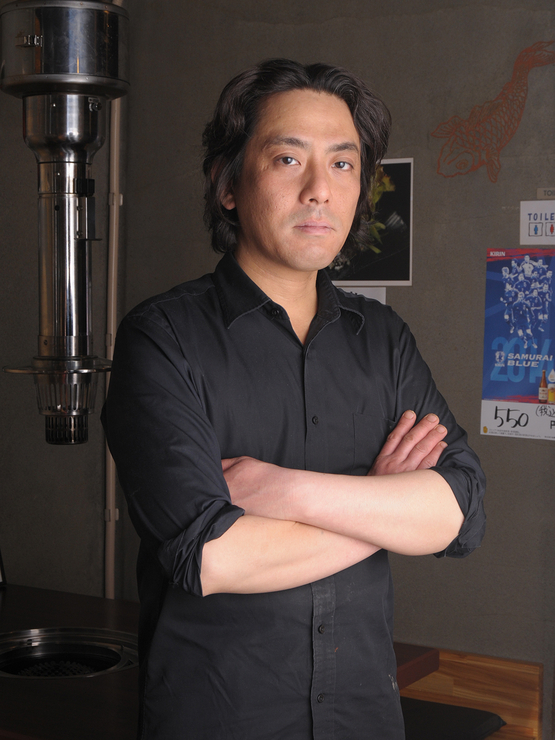 六十里　智之 氏