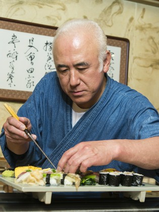 すし亭 蘭 天文館 ベイサイド 鮨 寿司 料理人 飯山 賢治 氏 ヒトサラ