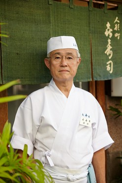 油井　隆一 氏