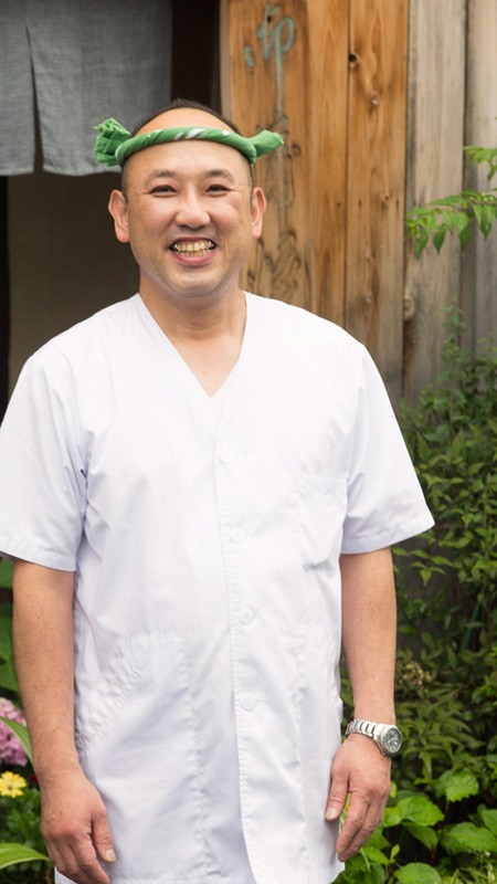 多辺　賢一 氏