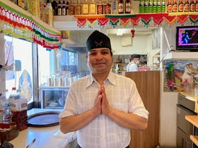 サプクタ　テジンドゥール 氏