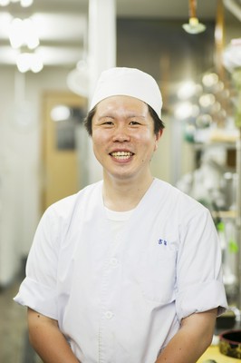 保喜　克己 氏