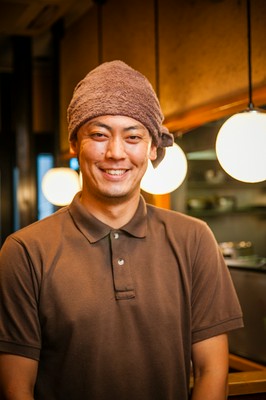 久保　真亮 氏