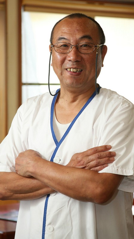 高橋　衛 氏