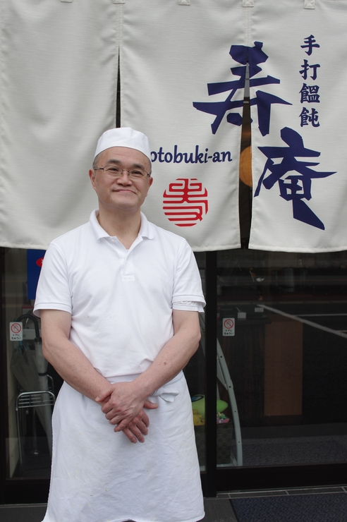 蓮見　壽 氏