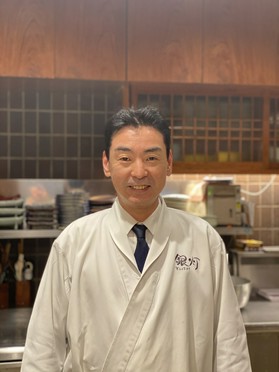 【料理長】　横山　穣 氏