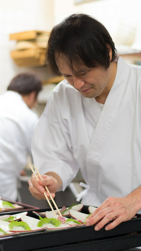 甲斐 氏