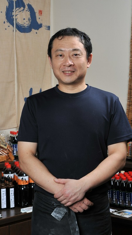 木崎　秀樹 氏