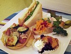 ベーカリーカフェ 明治堂