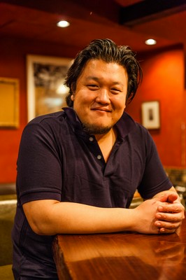 服部 公一 氏