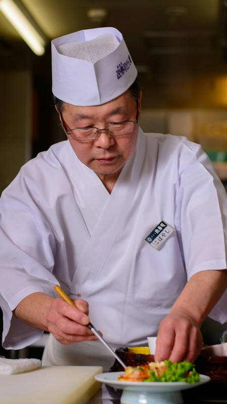 小林　隆二　　　 氏