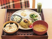 野菜＆玄米の健康カフェ玄三庵