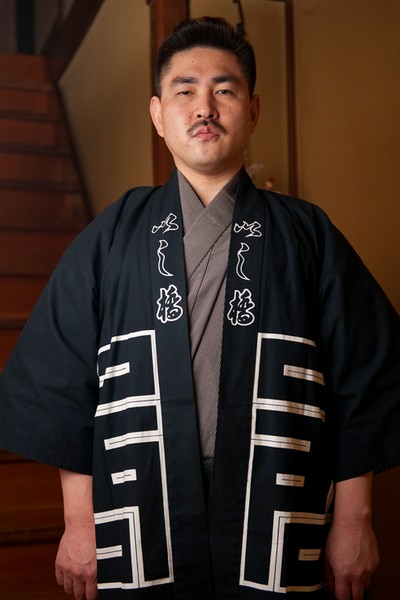 いし橋 秋葉原/しゃぶしゃぶ・すき焼き 店長 石橋 伸介 氏 | ヒトサラ