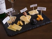 Hokkaido　Cheese　and　Wine　Collection