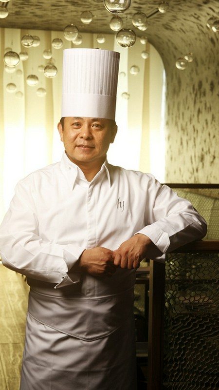 山口　浩 氏