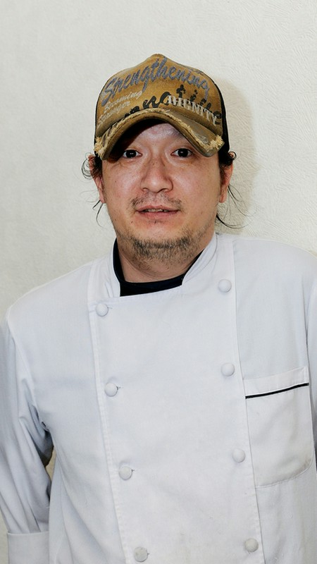 財田　章裕 氏