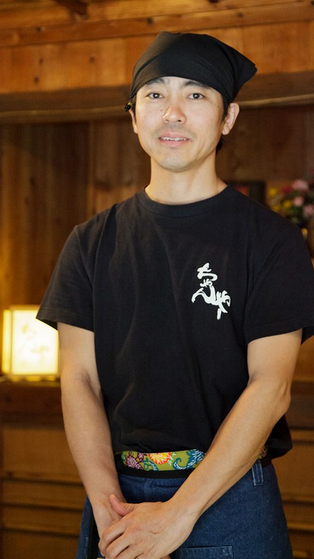 喜屋武　信 氏