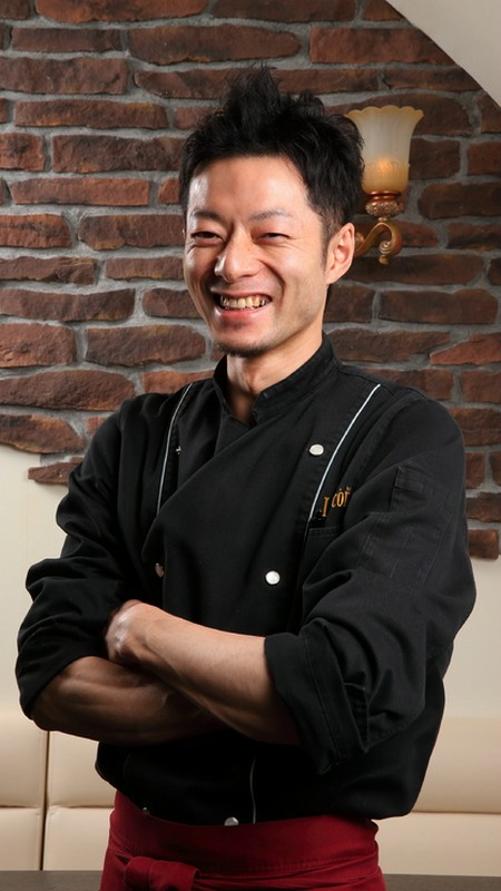 金子　恵造 氏