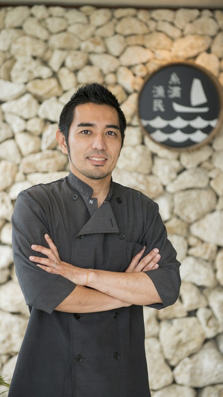 玉城　弘康 氏
