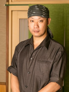 高橋　健一 氏