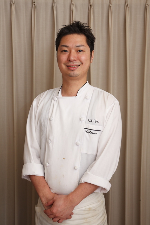 東　浩司 氏