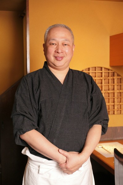 浪速割烹 喜川 東心斎橋/心斎橋筋/和食 料理人 上野 修 氏 | ヒトサラ