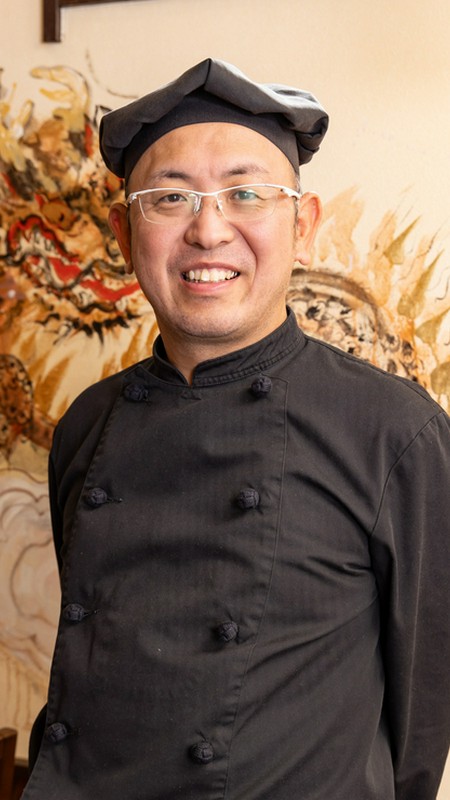 遠藤　由憲 氏