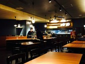 イザカヤ　エンジ