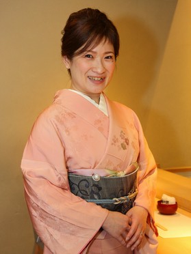 野間　美枝 氏
