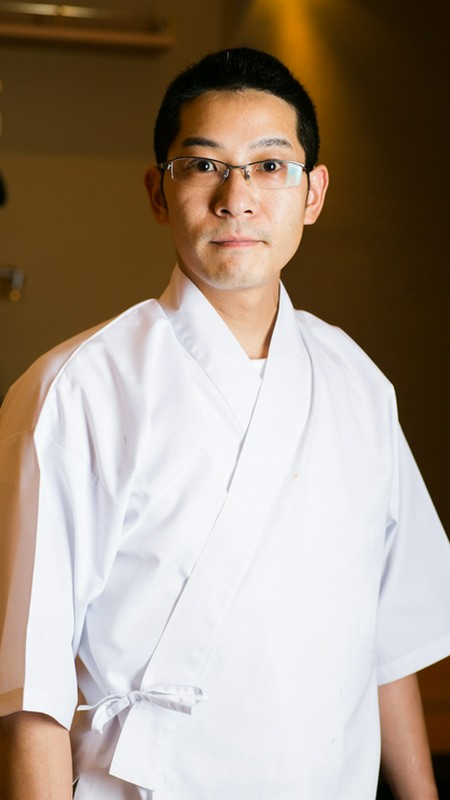 友重　祐介 氏