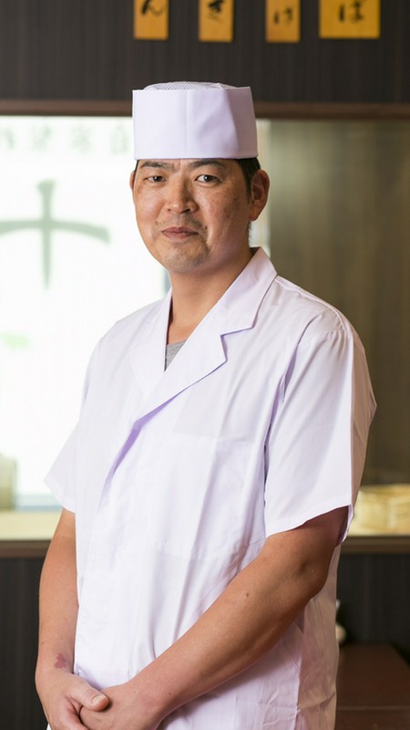 樽井　仁生 氏