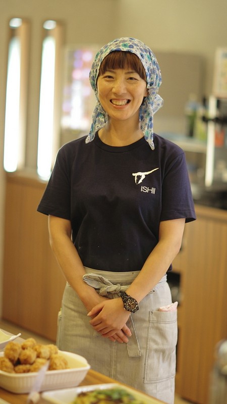 石井　美穂 氏