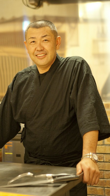 鈴木　一成 氏