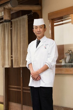 川内谷　一美 氏