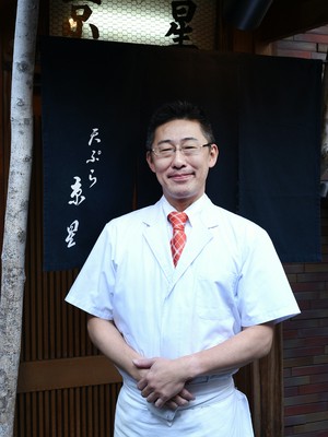 榊原　俊徳 氏