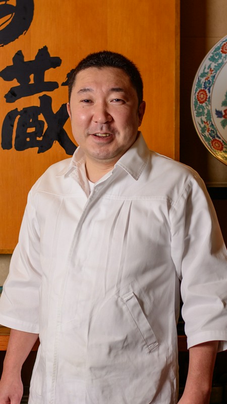 岸田　秀夫 氏