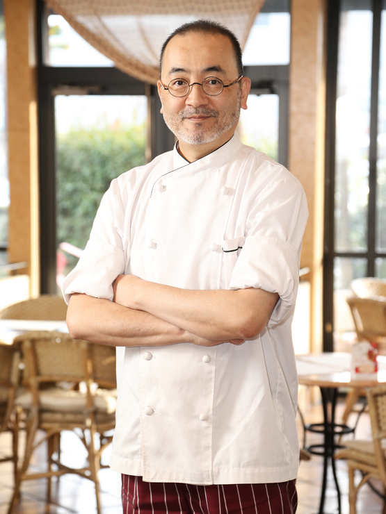 畠山　寿　　 氏