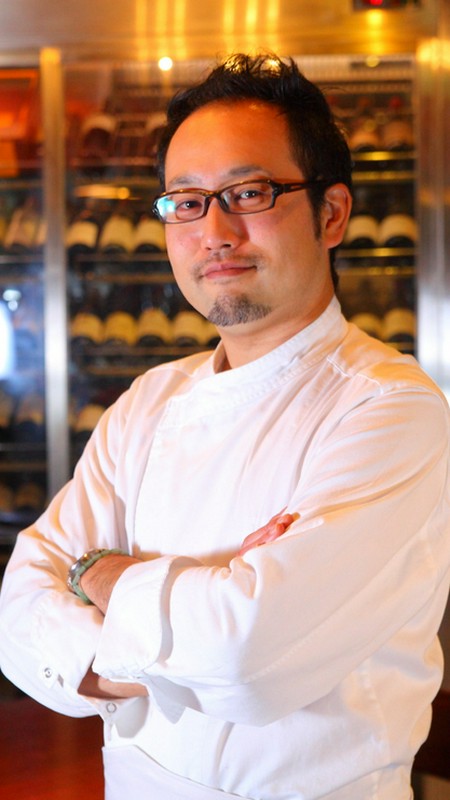 添　貴史 氏