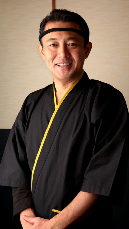 山本　智 氏