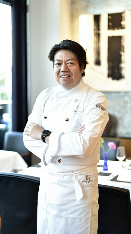 山下　春幸 氏