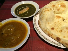 ムールティ一家のカレーと純インド料理のお店　アジャンタ