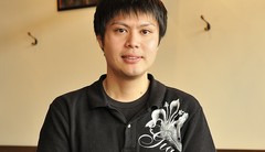 中村　利春 氏