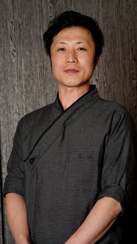 阪本　進一 氏